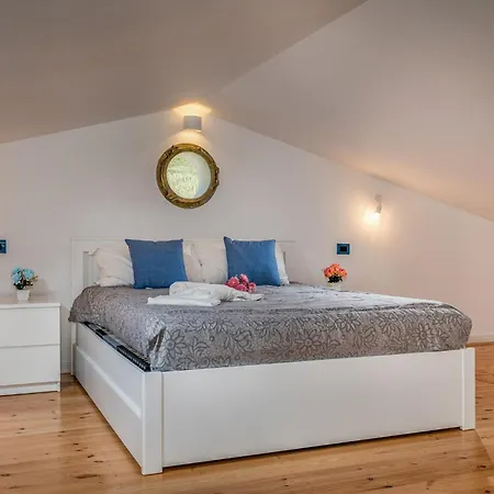 Willa Holidays In Torre Bennistra Scopello (Sicily)